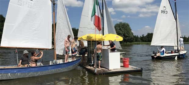 Drijvende Ijscokraam reeuwijk